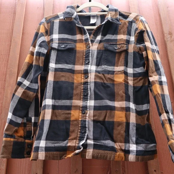 Patagonia Organic Cotton Orange & Black Plaid Flannel Button Up Shirt 8 Women - Picture 13 of 13